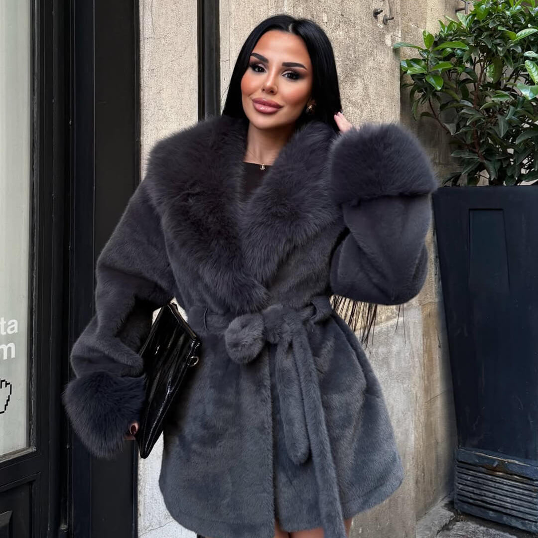 Płaszcz Jessa z imitacją futra