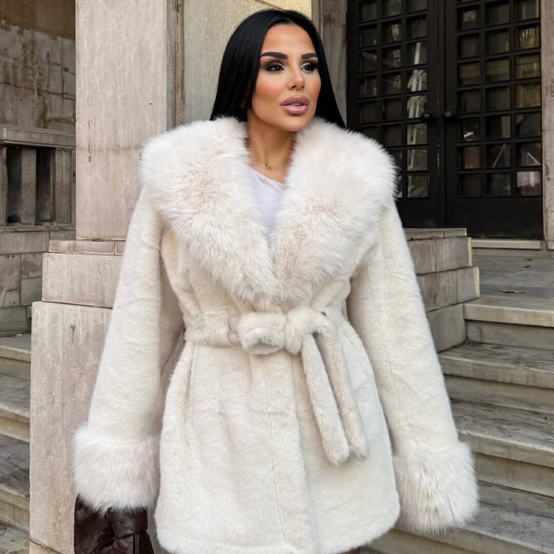 Płaszcz Jessa z imitacją futra