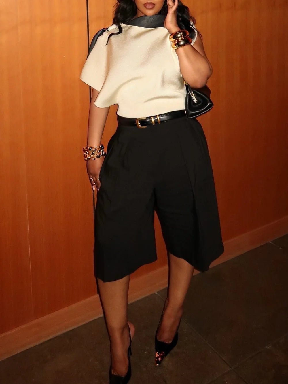 SOERA Florentine High Waist Bermuda Shorts with Belt - Shorts - Black XS