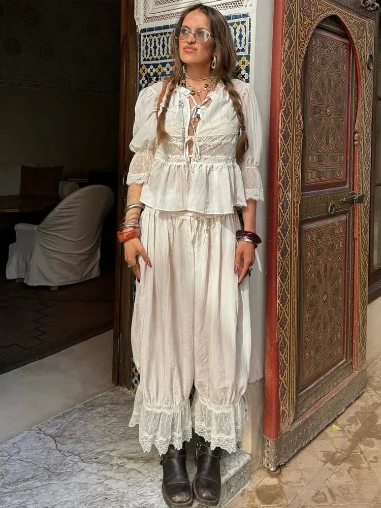 Sophia koronkowy kombinezon z lampionowymi nogawkami