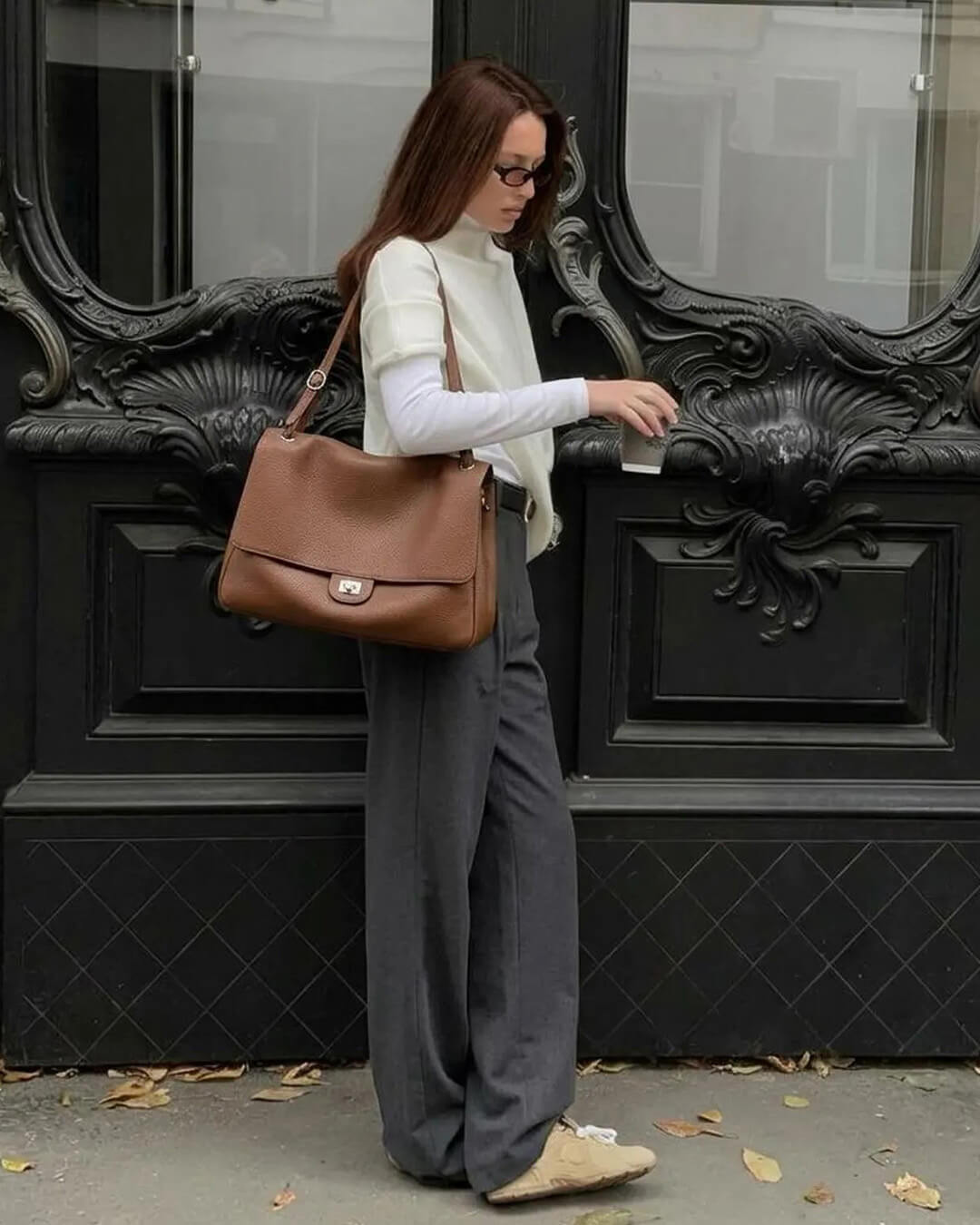 SOERA Miriam Crossbody Leather Shopper Bag - Bag -  Small Brown
