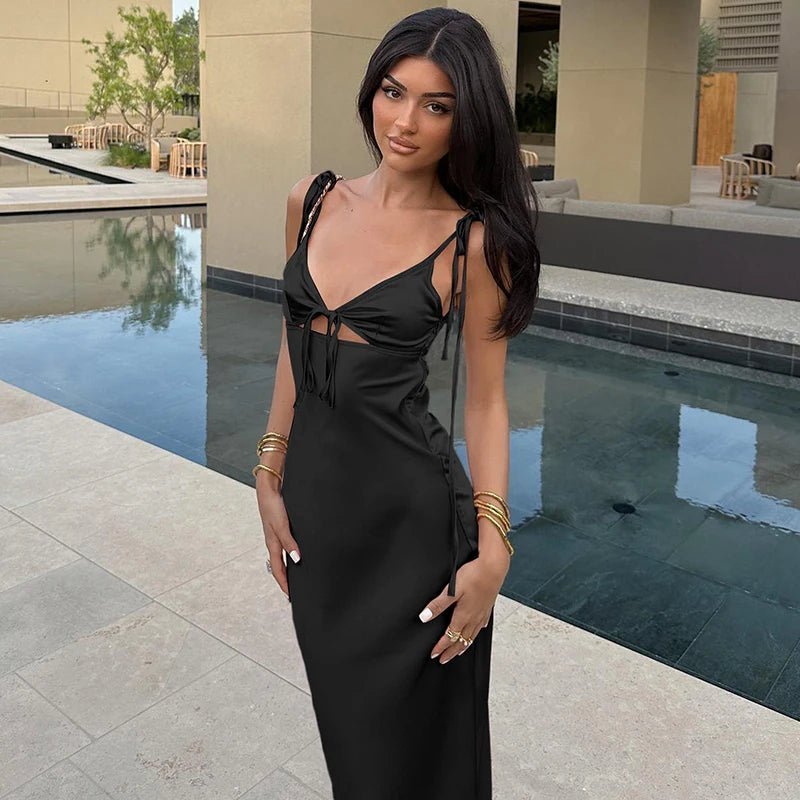 SOERA Aaliyah V-Neck Lace-Up Spaghetti Strap Maxi Dress - Dresses -  Black S