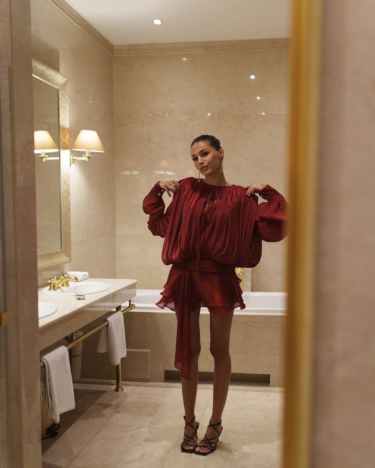 SOERA Gwyneth Blouson Mini Dress - Dresses - il1770927322298575927 Burgundy S